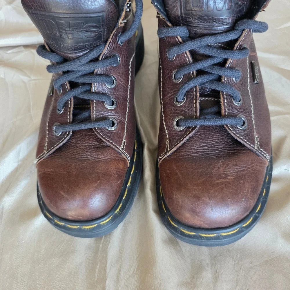 Dr. Martens 9373 Vintage Brown Leather LowAnkle Boots Mens Size 7 UK Chunky Sole